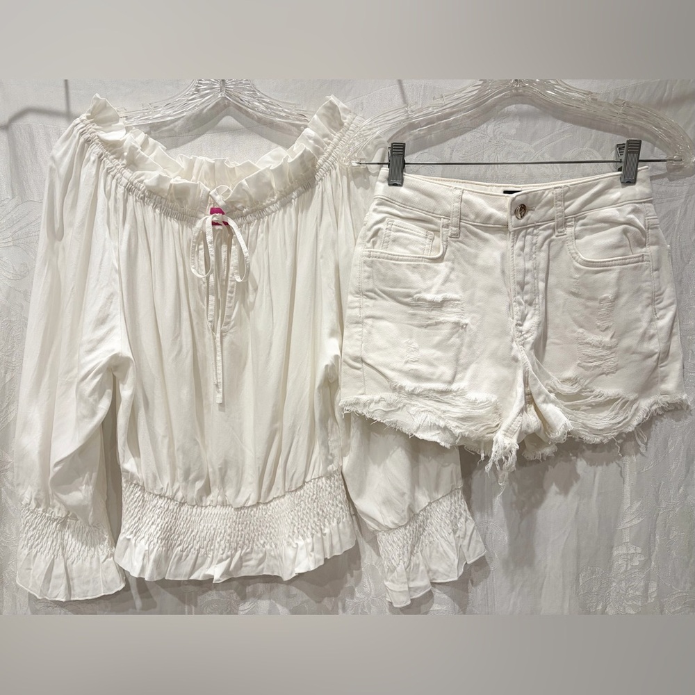FEATHER & FIND Blouse XS $150 & LIU-JO Destroyed Jean Shorts 25 $102